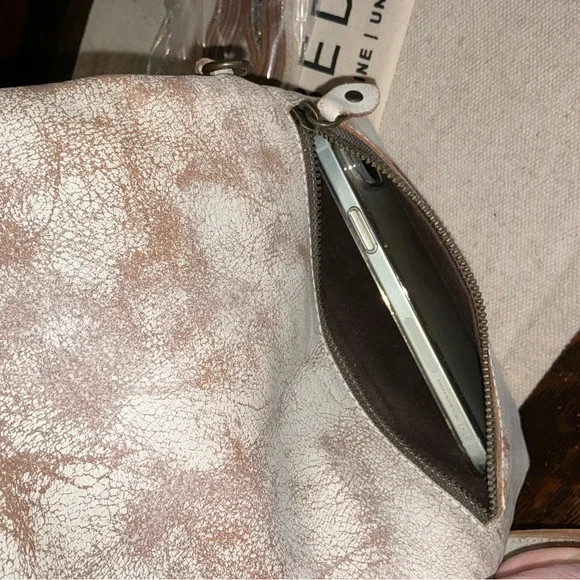 NWT Bed Stu Leather Cadence Wallet Wristlet Crossbody Nectar Lux MSRP $175 - Picture 11 of 16